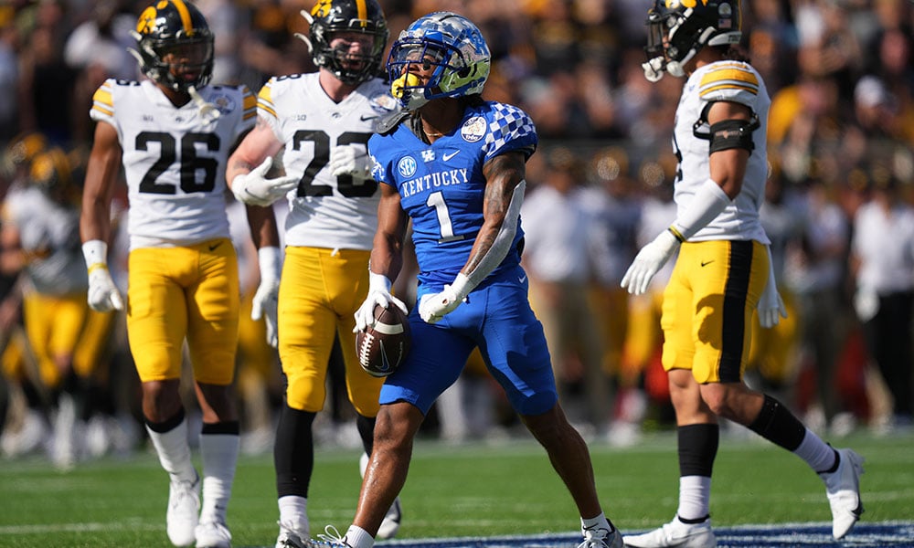 College Football: Ranking the top 10 returning WRs in 2021 and a sleeper to  watch, College Football