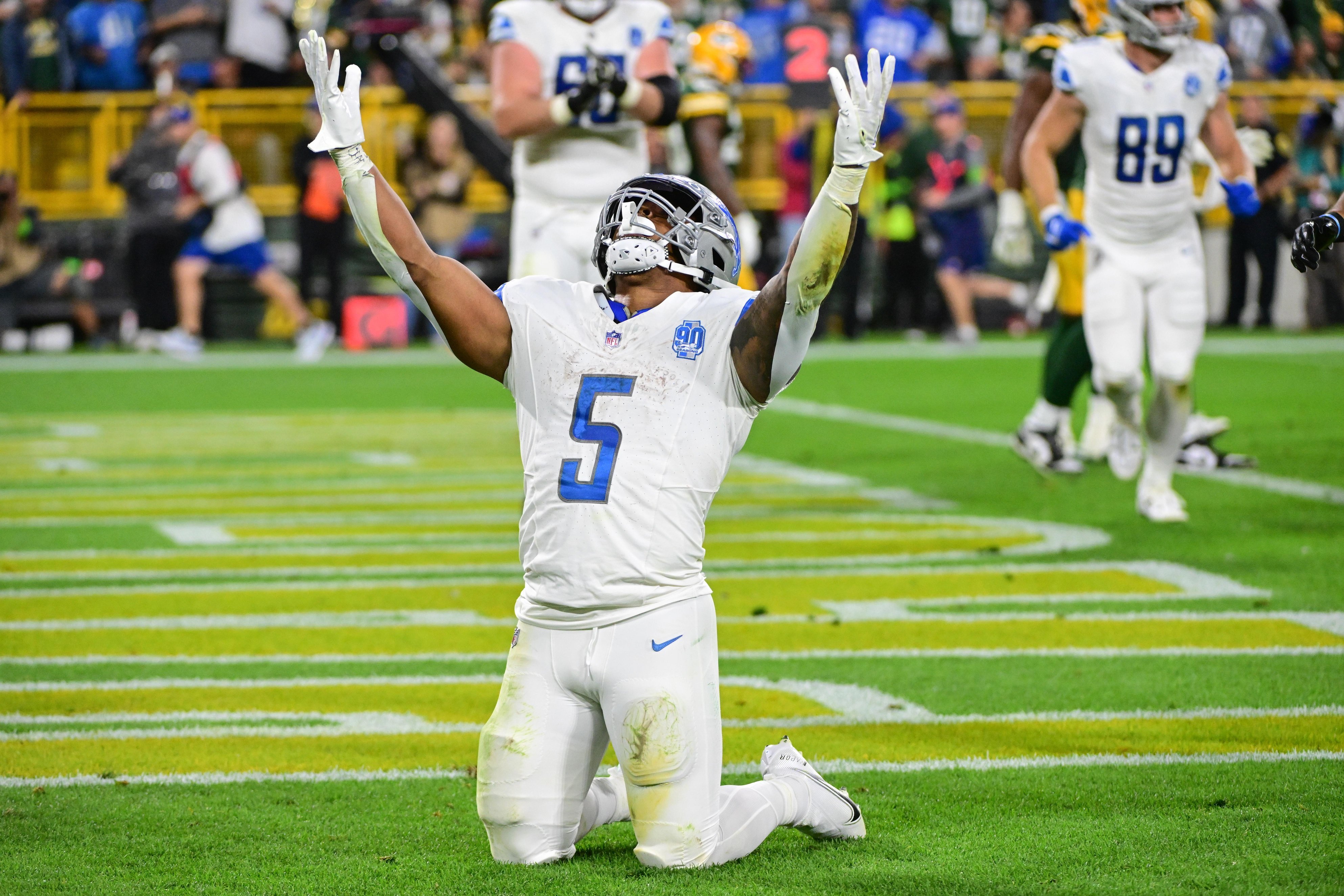 NFL stats leaders: Where Josh Allen, Stefon Diggs, James Cook rank