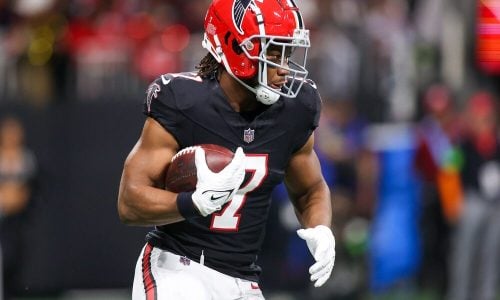 Four Running Backs to Buy, Sell, or Hold in Dynasty Leagues