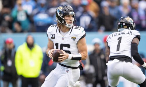 four quarterbacks to buy, sell, or hold in dynasty leagues